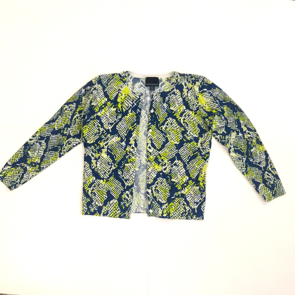 Cynthia Rowley M Cardigan Sweater buttons crewneck blue yellow white Snake print